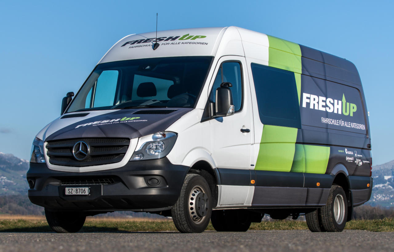 freshup-auto-fahren-lernen-fahrstunden-kat-c1-d1-bildgalerie-3